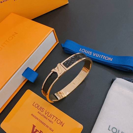 LV Bracelet 11lyh470